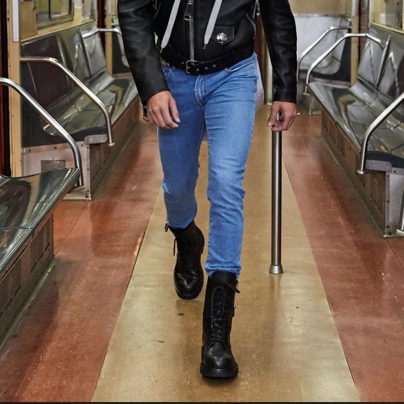 Moschino by Jeremy Scott Zip Detail Lace-up Black Leather Combat Boots - Picture 5 of 8